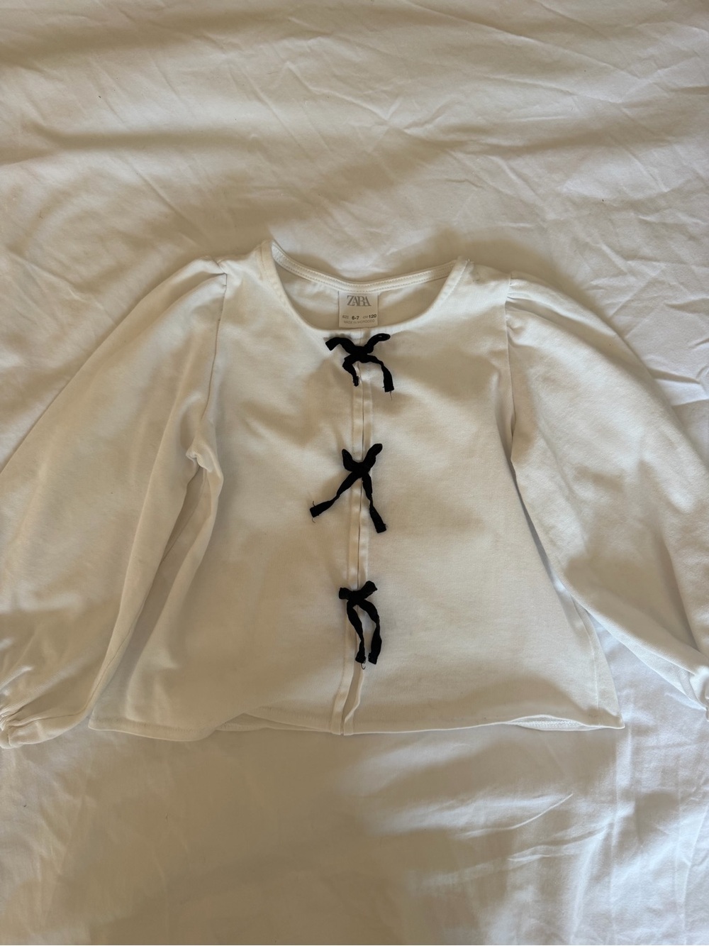 Zara Girls, White Long Sleeve Cardigan with Black Bow Ties, size 6-7T